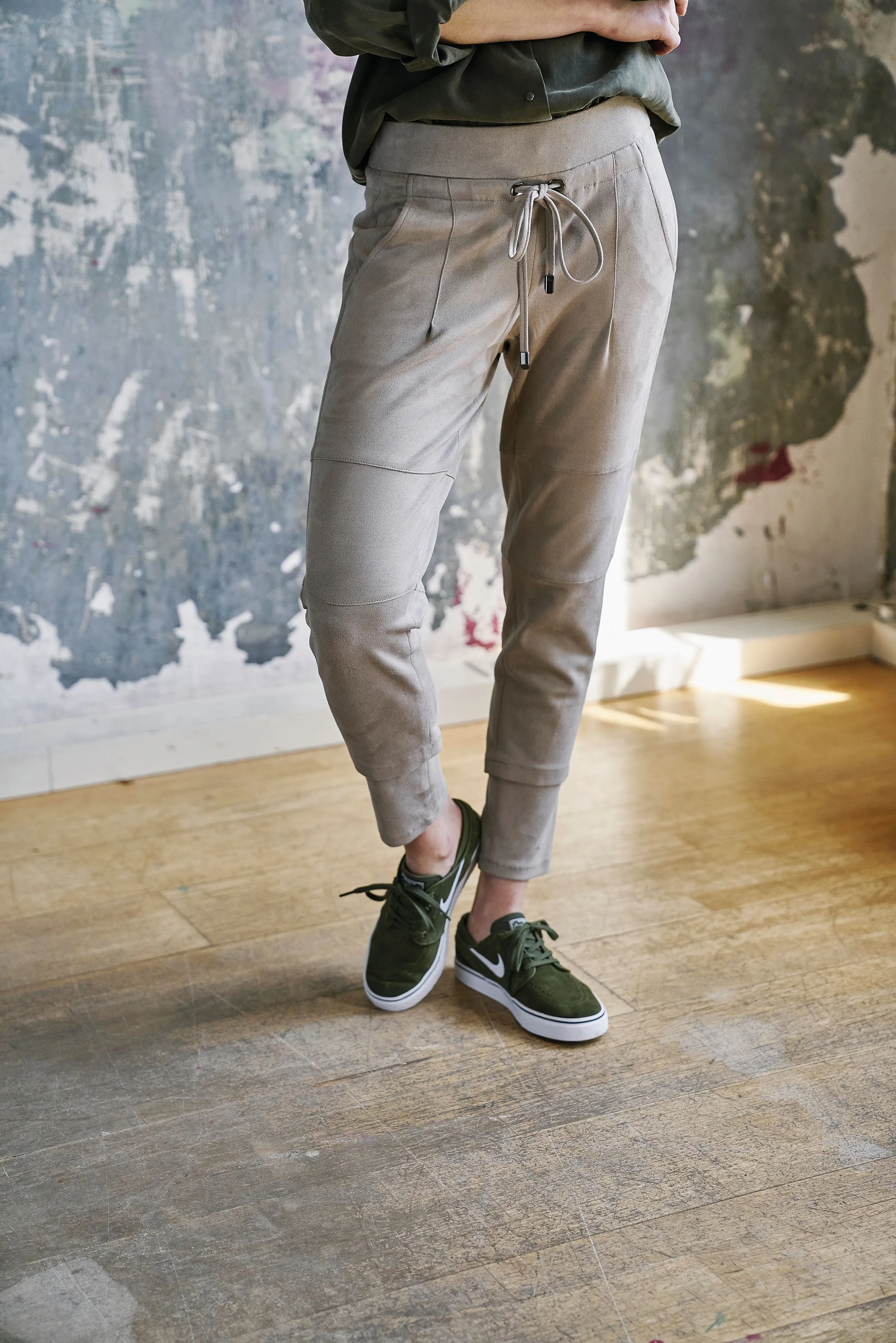 Candice Suede Pant - Mocha